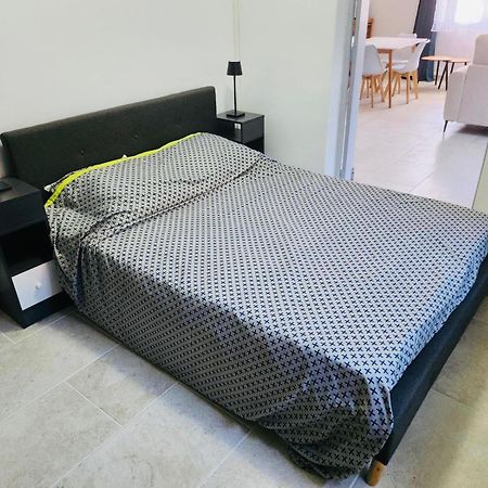 Appartement Paisible Pour 4 Personnes Montpellier Luaran gambar