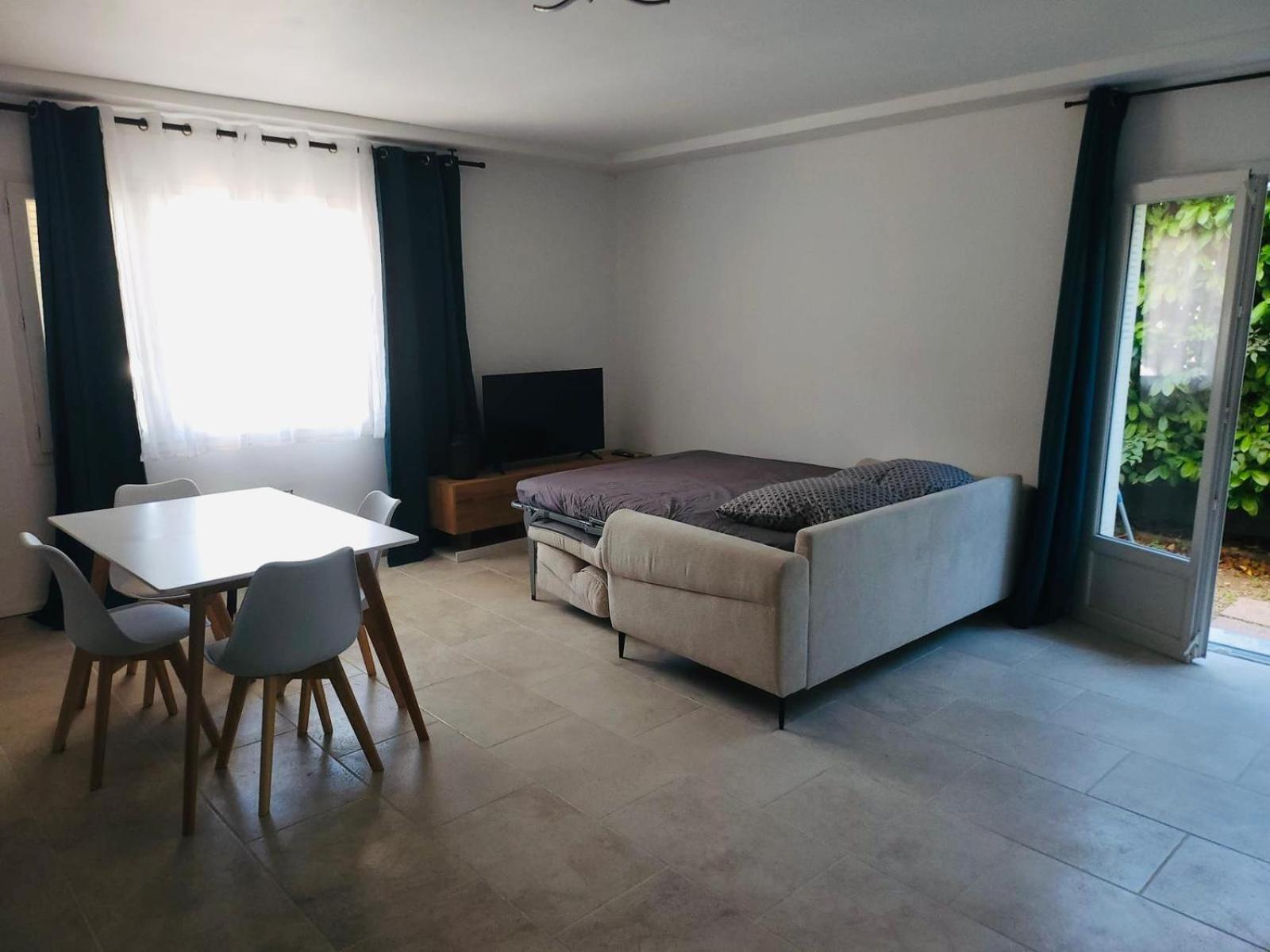 Appartement Paisible Pour 4 Personnes Montpellier Luaran gambar