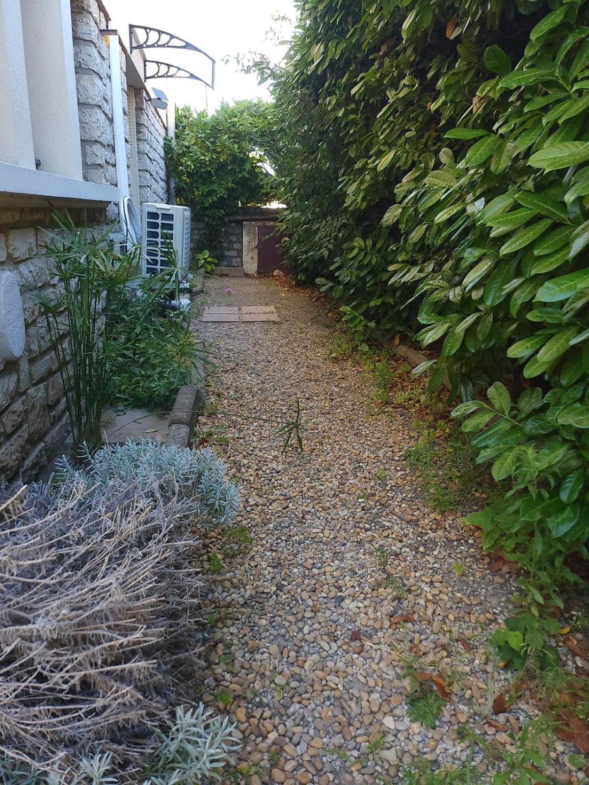 Appartement Paisible Pour 4 Personnes Montpellier Luaran gambar